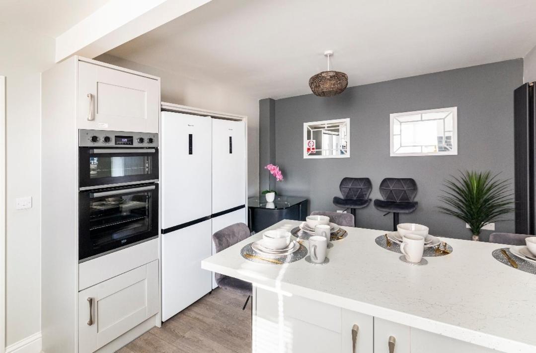 Luxury House 4 Ensuite Bedrooms, Free Parking ,Wifi Oxford Extérieur photo
