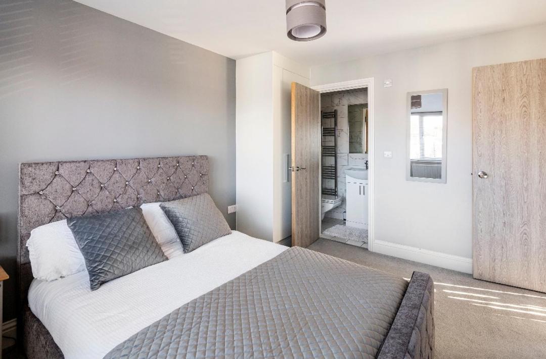 Luxury House 4 Ensuite Bedrooms, Free Parking ,Wifi Oxford Extérieur photo
