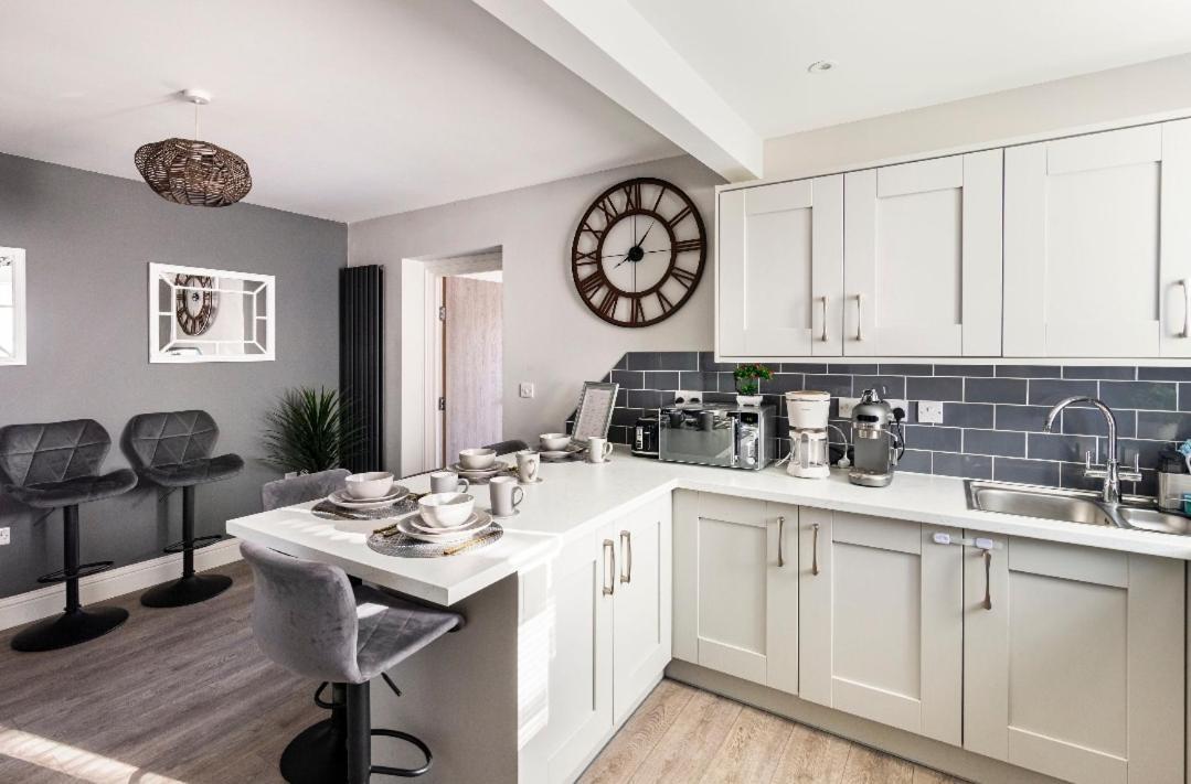 Luxury House 4 Ensuite Bedrooms, Free Parking ,Wifi Oxford Extérieur photo