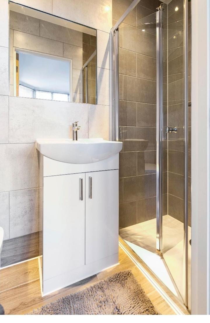 Luxury House 4 Ensuite Bedrooms, Free Parking ,Wifi Oxford Extérieur photo